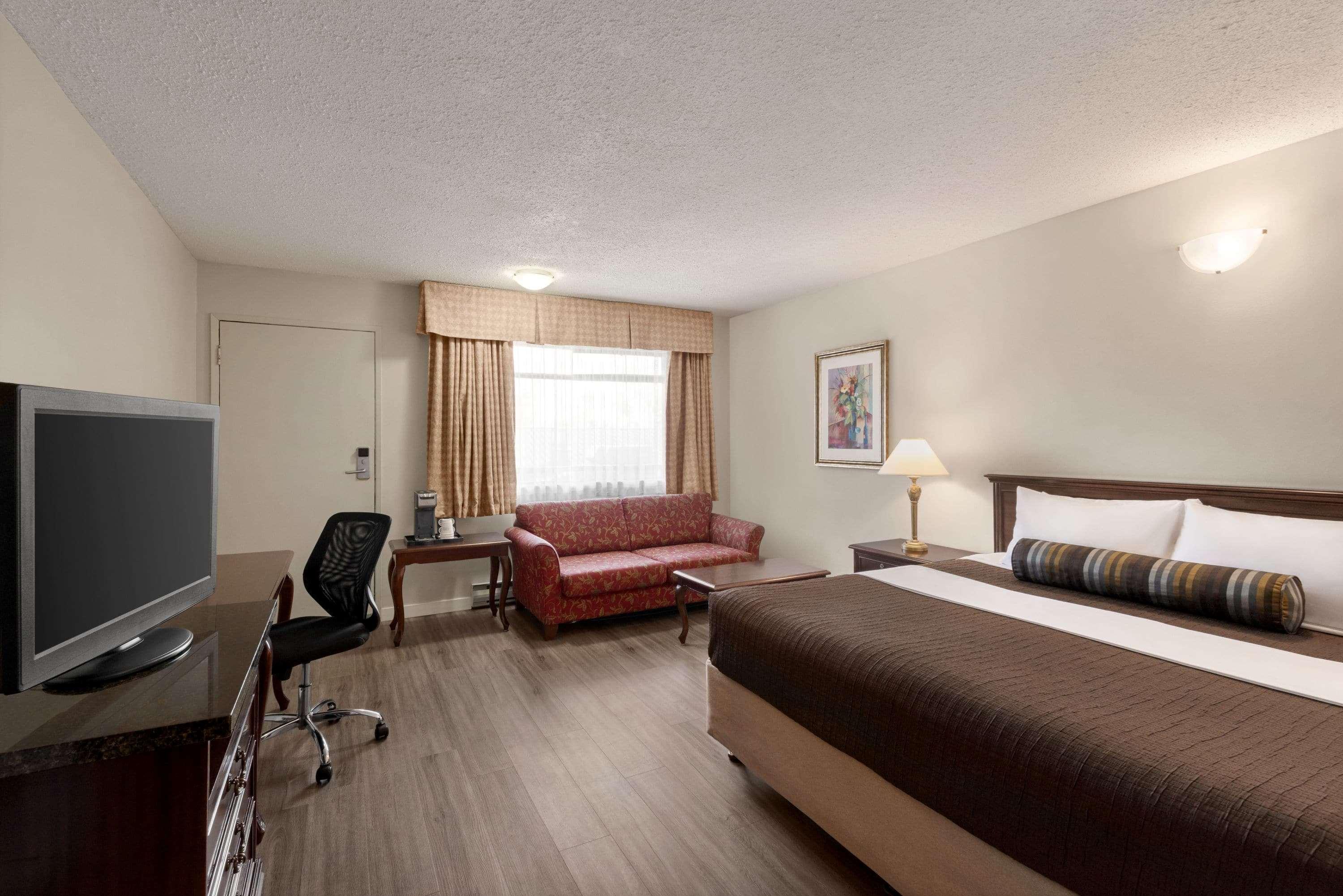 Travelodge By Wyndham Abbotsford Bakerview Екстер'єр фото