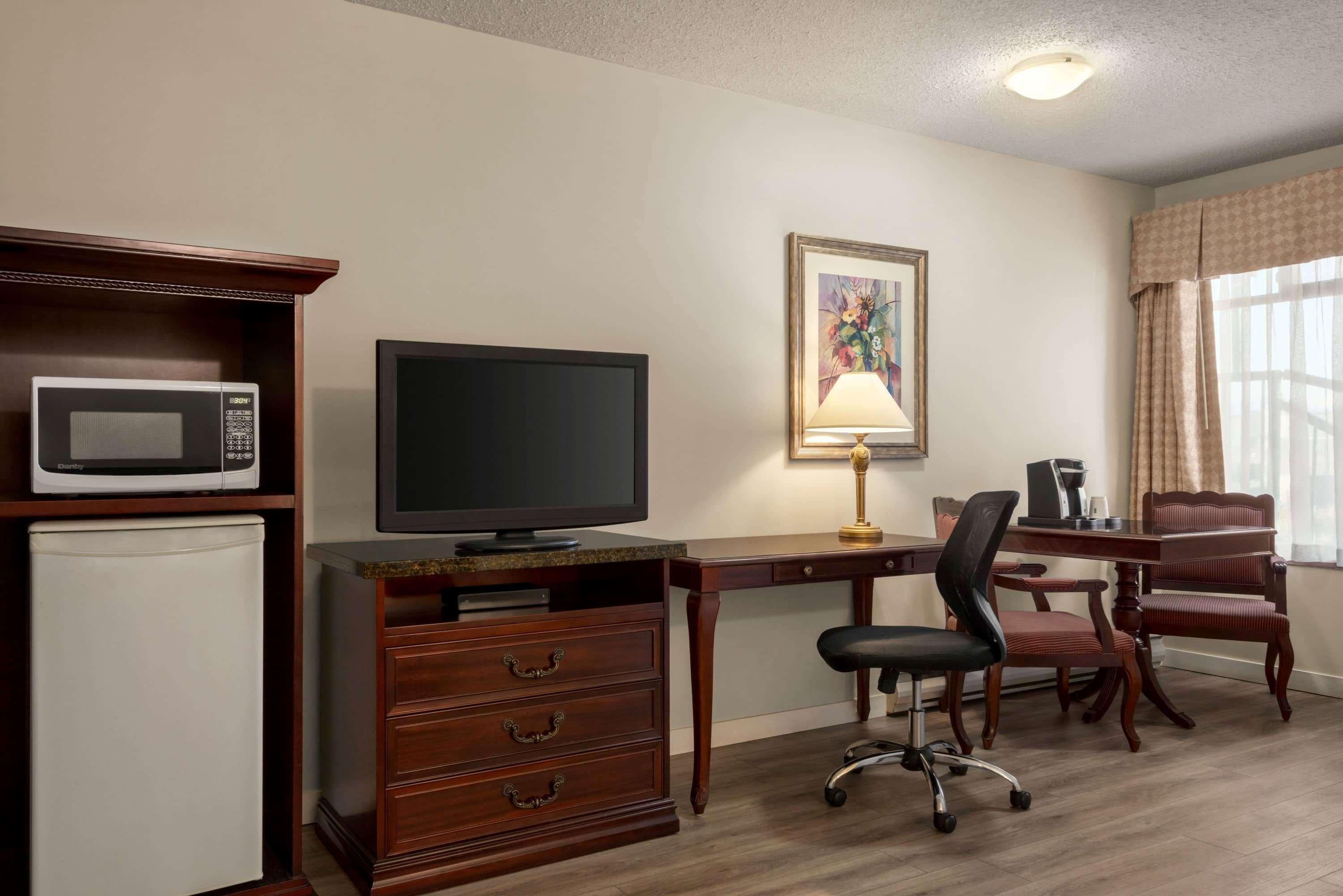 Travelodge By Wyndham Abbotsford Bakerview Екстер'єр фото