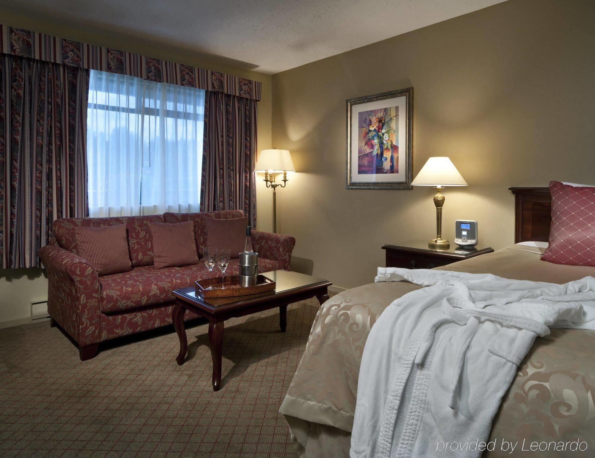Travelodge By Wyndham Abbotsford Bakerview Екстер'єр фото